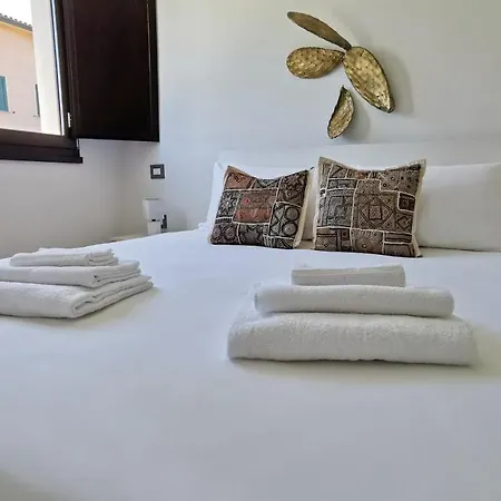 La Terrazza Sul Faro Cozy Flat In Arbatax * Тортоли